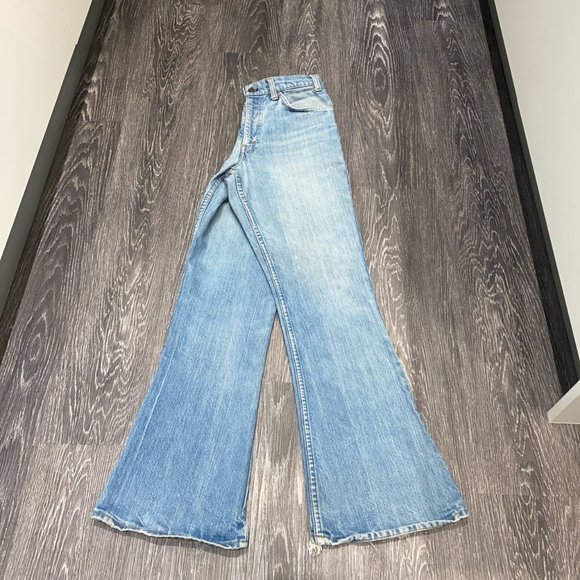Orange Tab Vintage Levi's Bell Bottom Flare Jeans - Picture 5 of 6